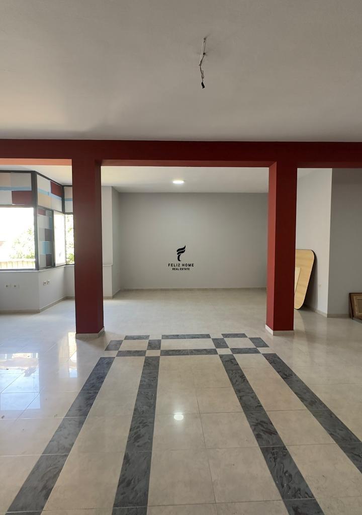 Shop for Rent 120 m2, Durres Street, 95,000 LEK