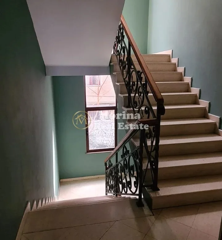 Tirane, vendi Vile, 420 m² 1.300.000 € (Myslym Shyri)