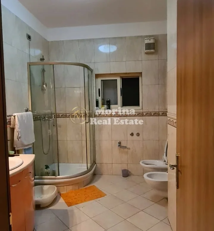 Tirane, vendi Vile, 420 m² 1.300.000 € (Myslym Shyri)