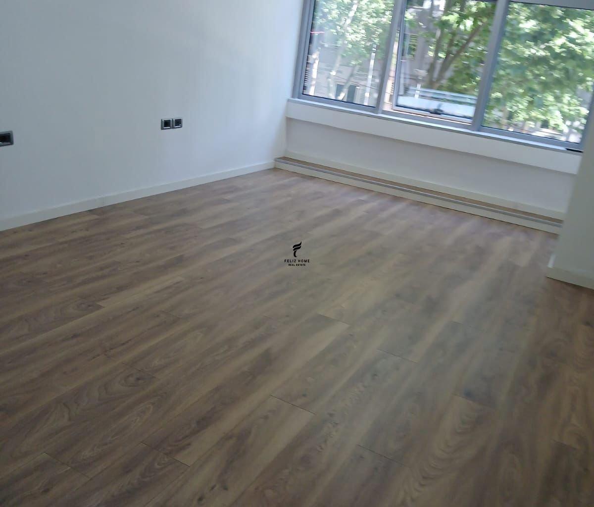 Office for Rent 73 m2 Kavajes Street 800 EUR FH-79035