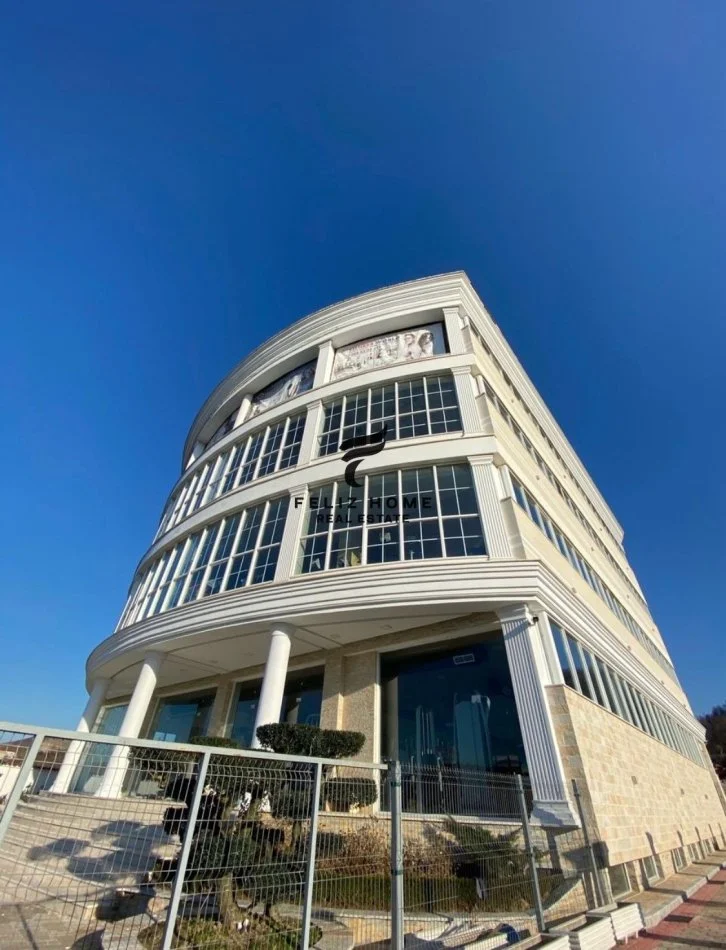 Tirane, Business Premises for Sale, 5th Floor, 3,281 m², €1,340,000 (PEZE-HELEMES)