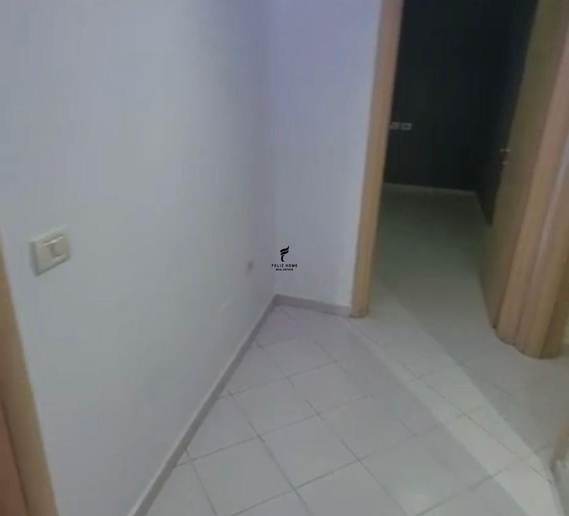 Shop for Rent 80m2 21 Floors 50,000 Lek