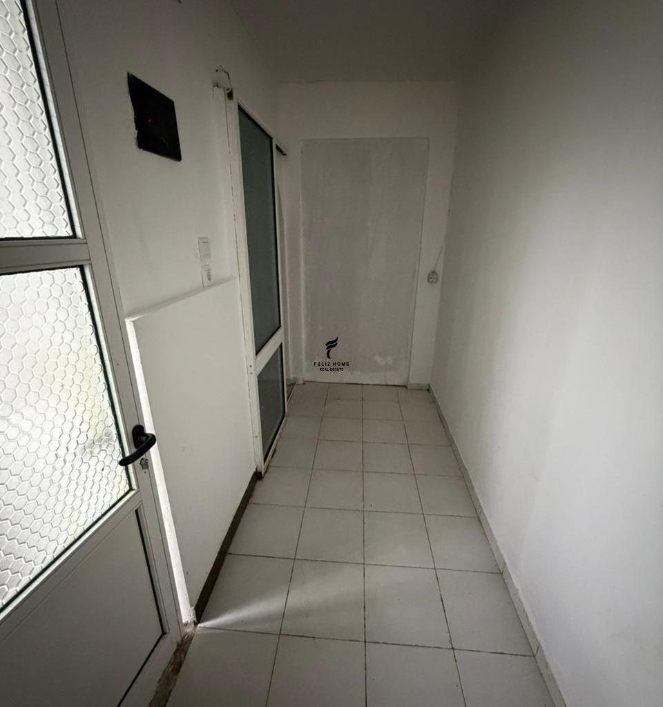 Shop for Sale with 45 m2 Area, Willson Floor, 65,000 LEKE FH-76562