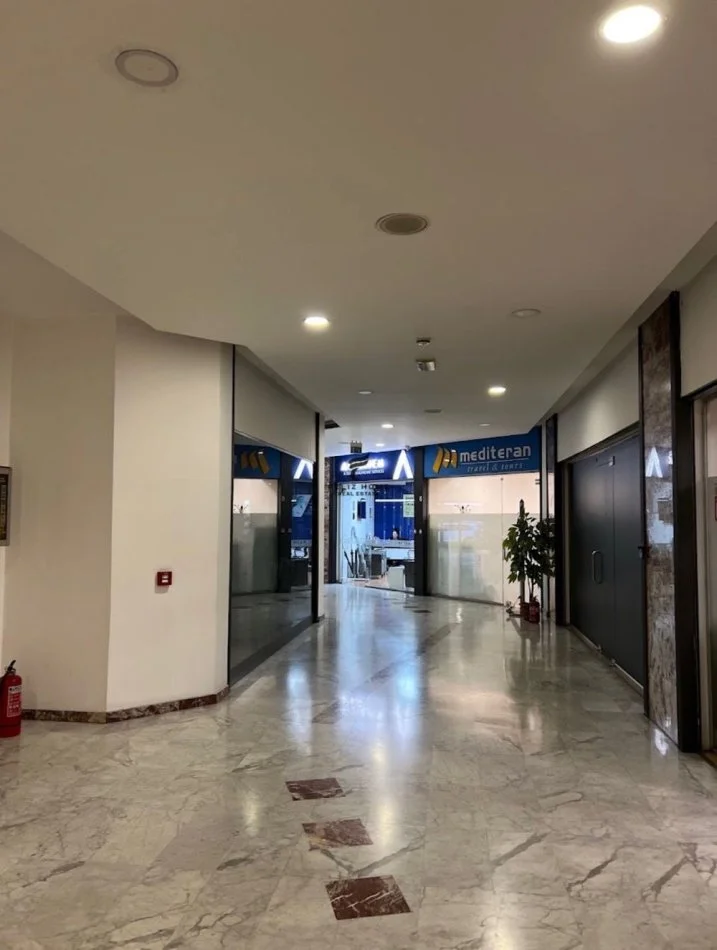 Tirane, Commercial Space for Sale, Ground Floor, 28 m², €157,000 (CENTER)