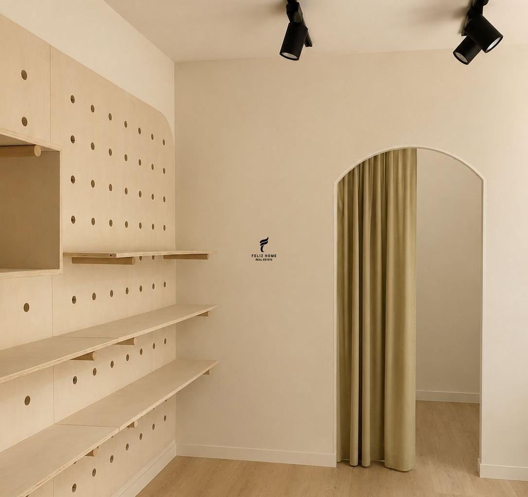 Shop for Sale 45 m2, Shyri Neighborhood, 150,000 LEK, FH-75159