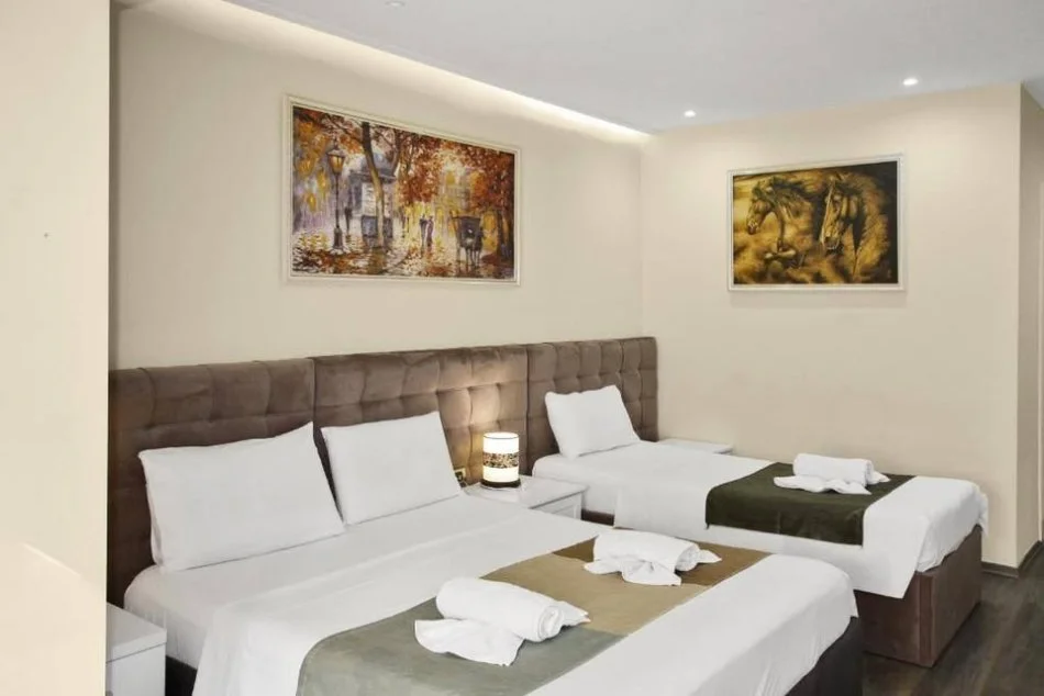 Tirane, shitet hotel , 330 m² 2.000.000 € (9 KATESHET)