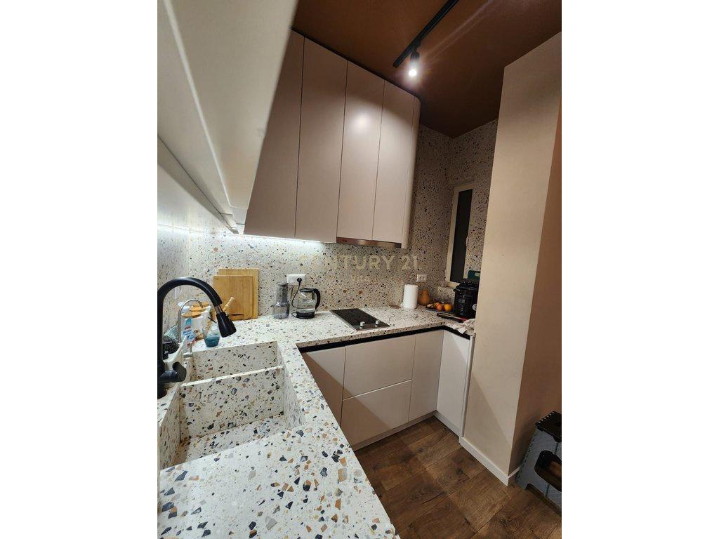 +355694812568 FOR RENT 2+1+2 SEA VIEW IN DURRES (Par