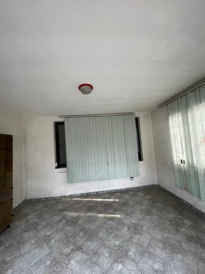 Tirana, Commercial Space for Rent, 560 m², €3,900 (TIRANA-DURRES HIGHWAY)