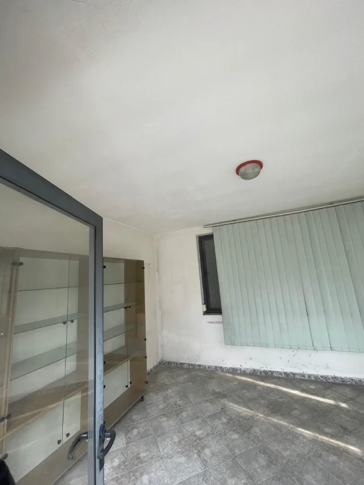 Tirana, Commercial Space for Rent, 560 m², €3,900 (TIRANA-DURRES HIGHWAY)