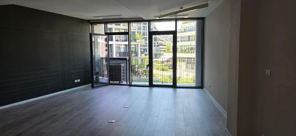 Tirana, Office for Rent, Kati 1, 102 m², €1,500 (Artificial Floor)