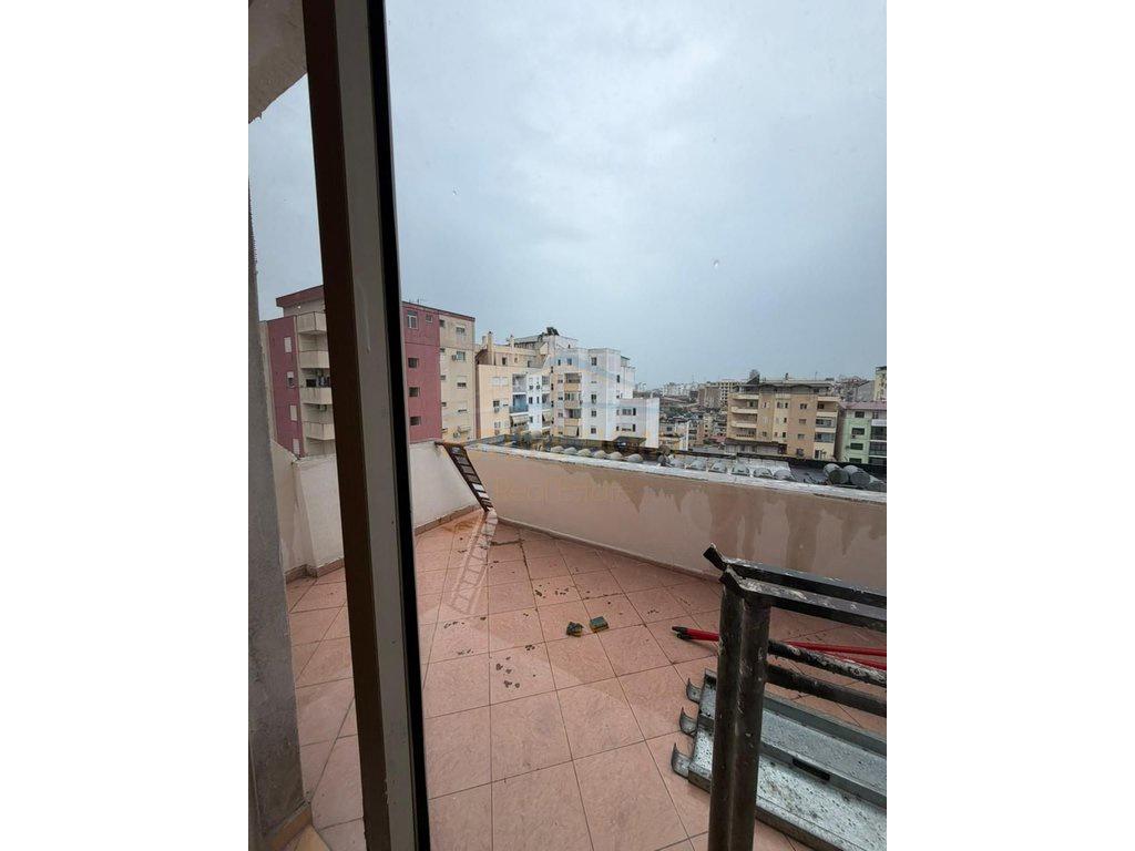 0696044406 Appartamento 2+1, Kazazi, Durres