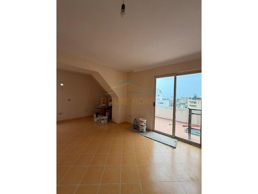 0696044406 Appartamento 2+1, Kazazi, Durres