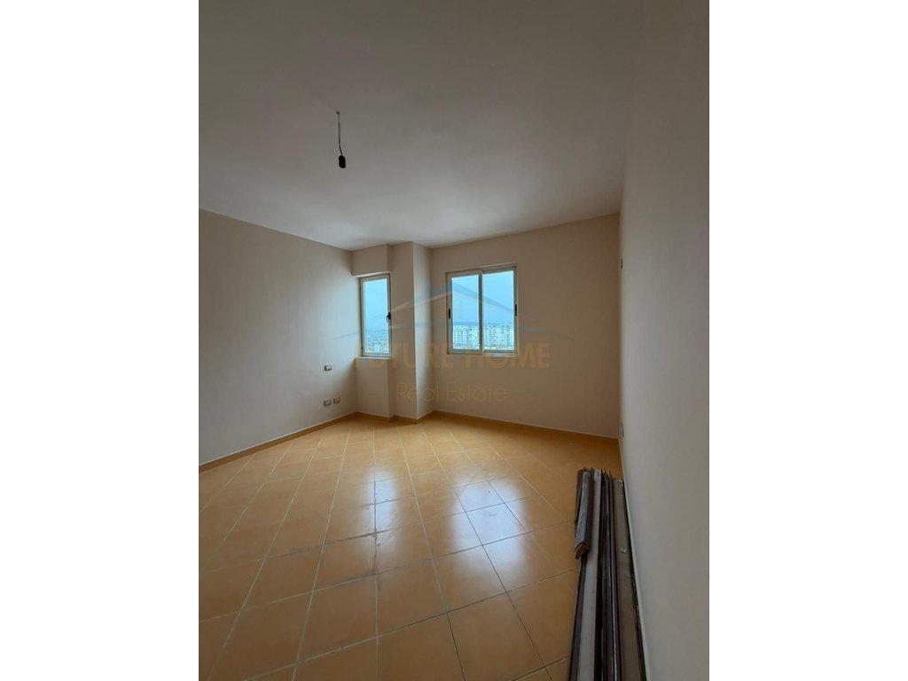 0696044406 Appartamento 2+1, Kazazi, Durres
