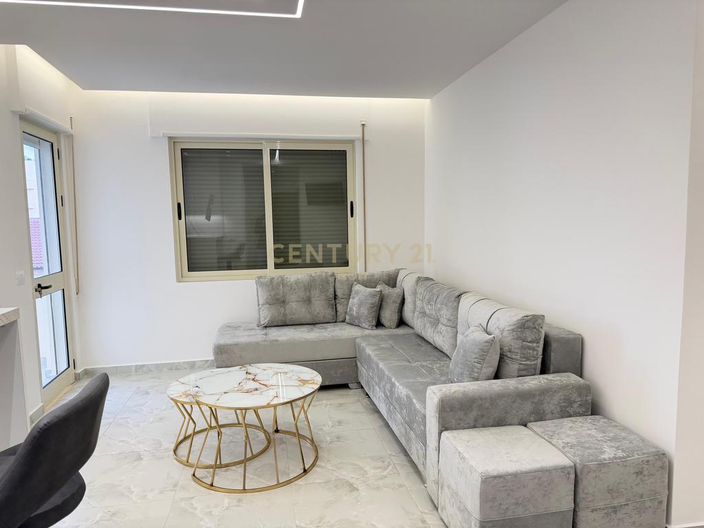 0698244160 1+1, vicino a Miami 2, Golem ! 90.000 €