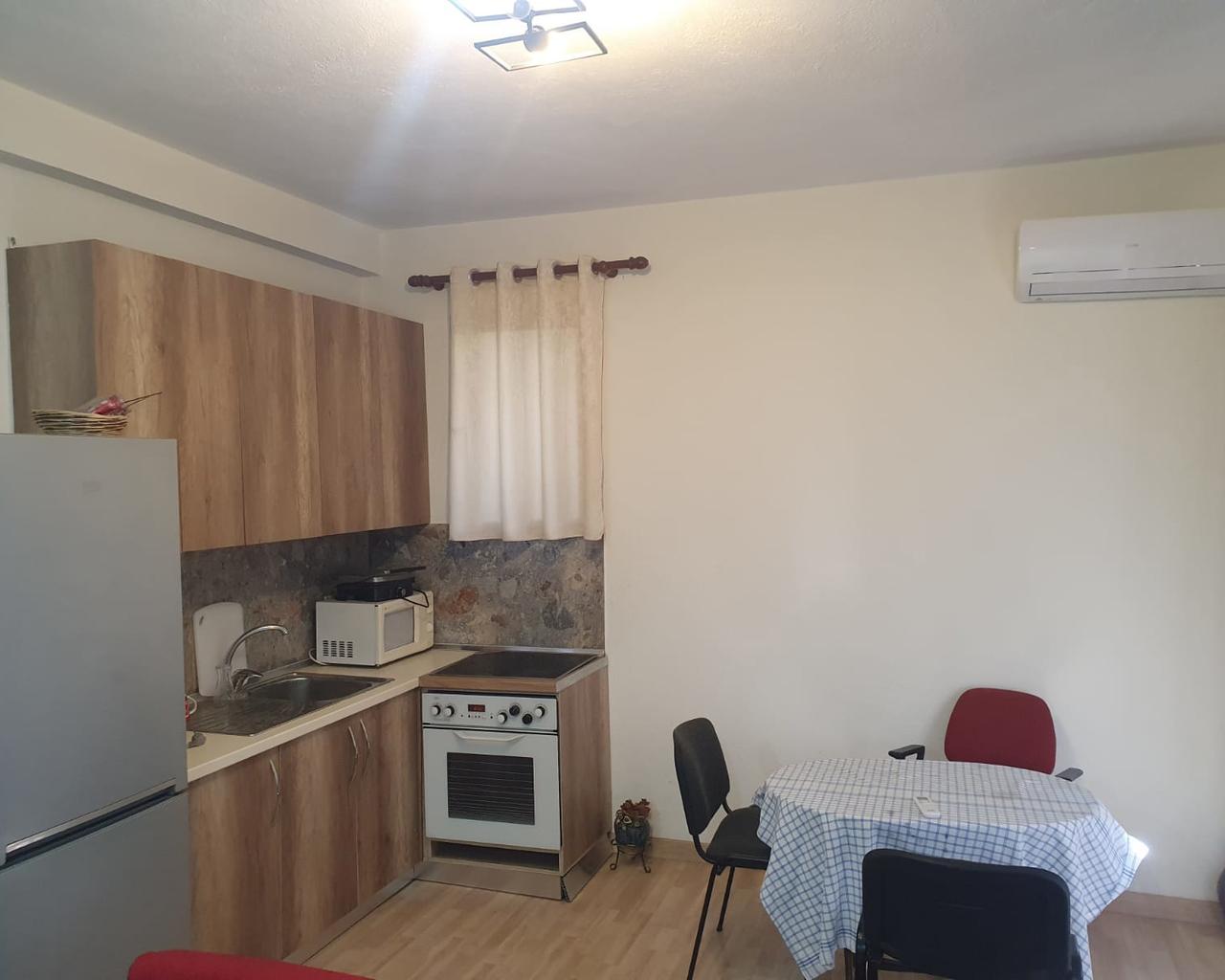 1+1 Apartment for Rent in Selite, Near Marin Barleti