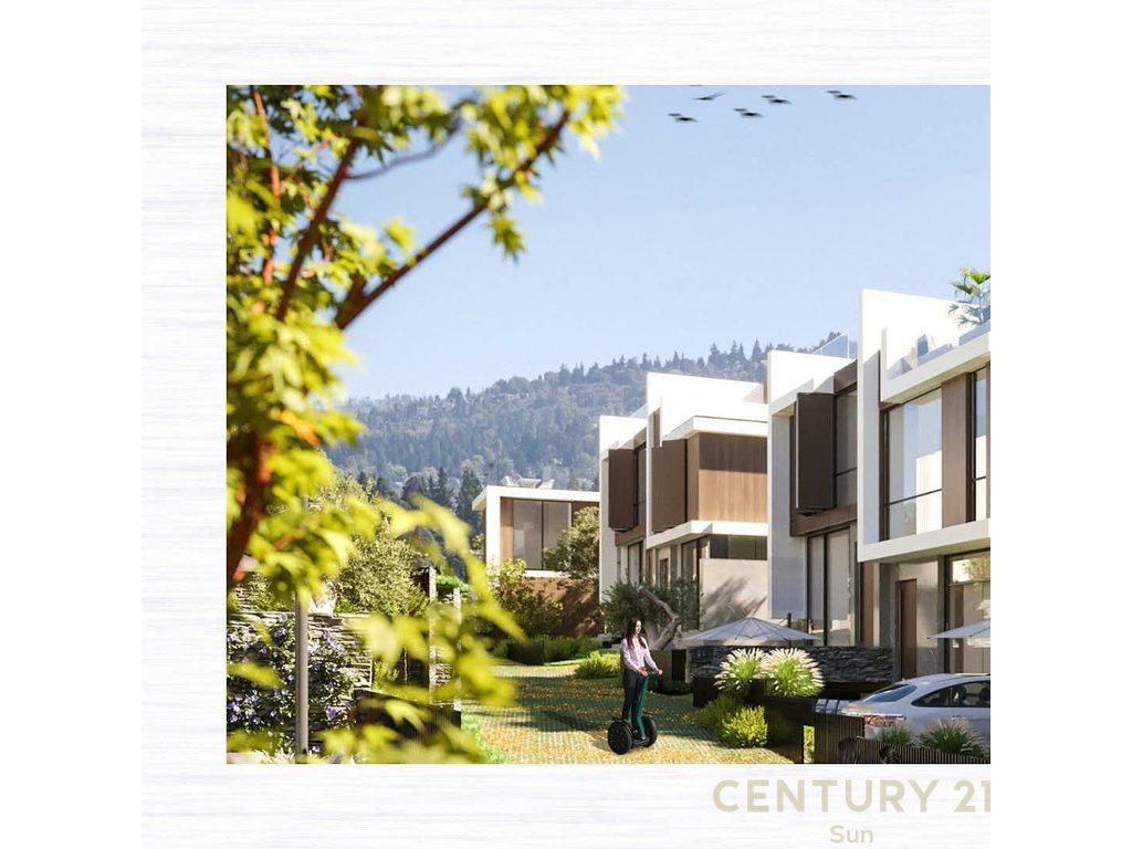 Luxury 3-Storey Villa for Sale at Lake Diamond Villas & Residences