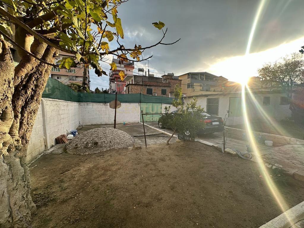 +355693086840 SHESIM SHTEPI PRIVATE ME 400M2 TRUALL