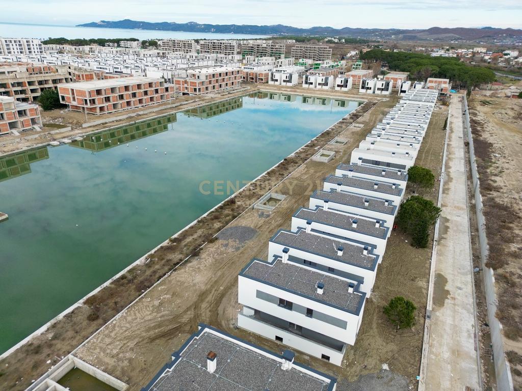 VILË ELITARE PËR SHITJE – TURQUOISE MARINA, GJIRI I LALZIT