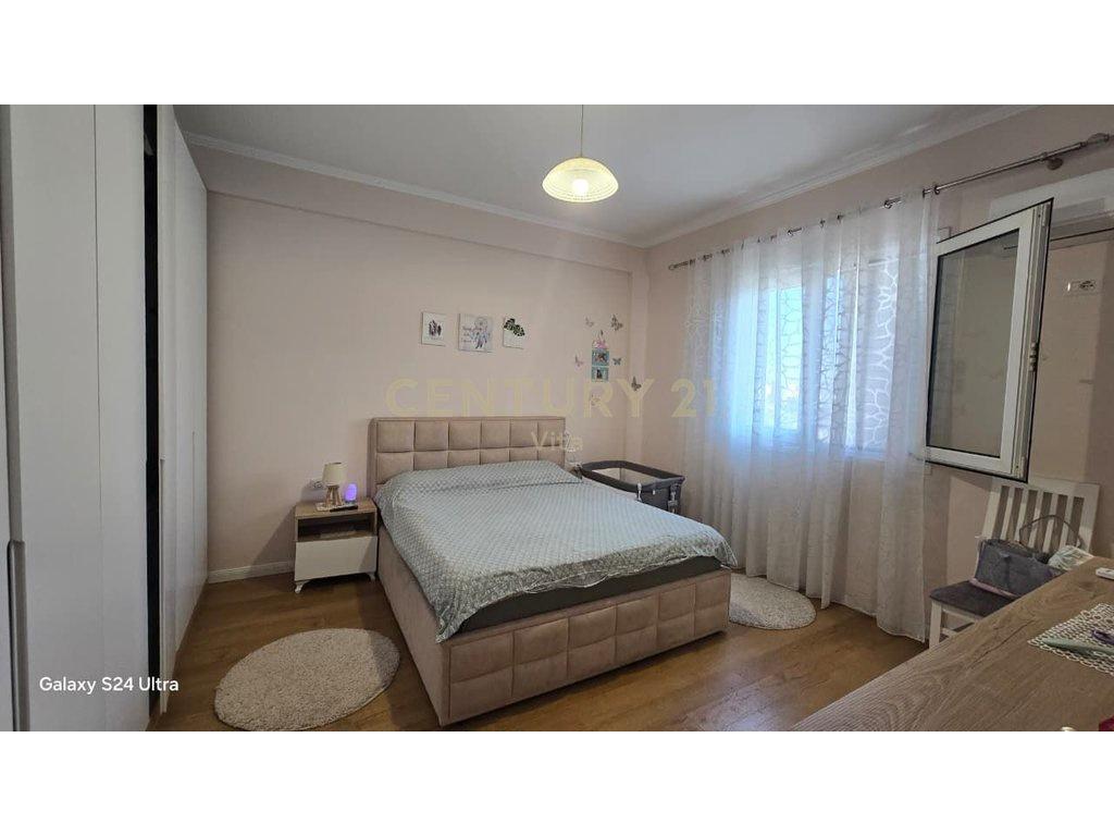 0693495264 3-Storey House for Sale in Durrës, !!