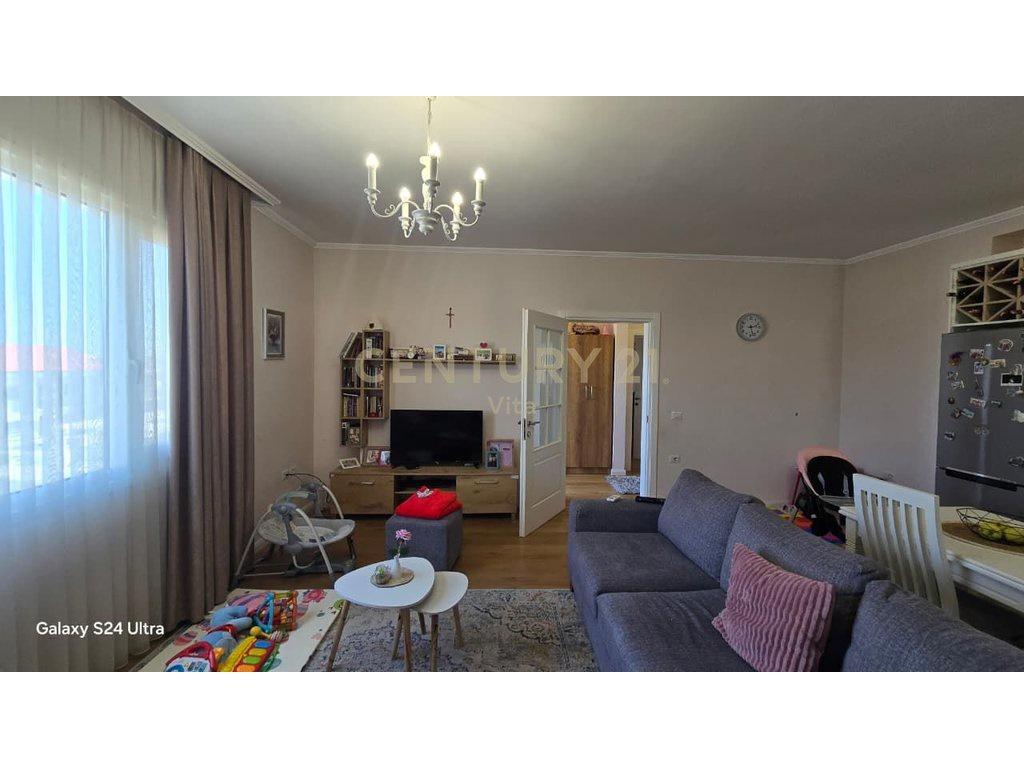0693495264 3-Storey House for Sale in Durrës, !!