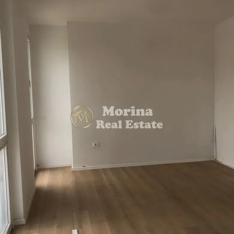 Tirane, vendesi appartamento 1+1+Balcone Piano 4, 60 m² 132.000 € (Bulevardi i Ri)