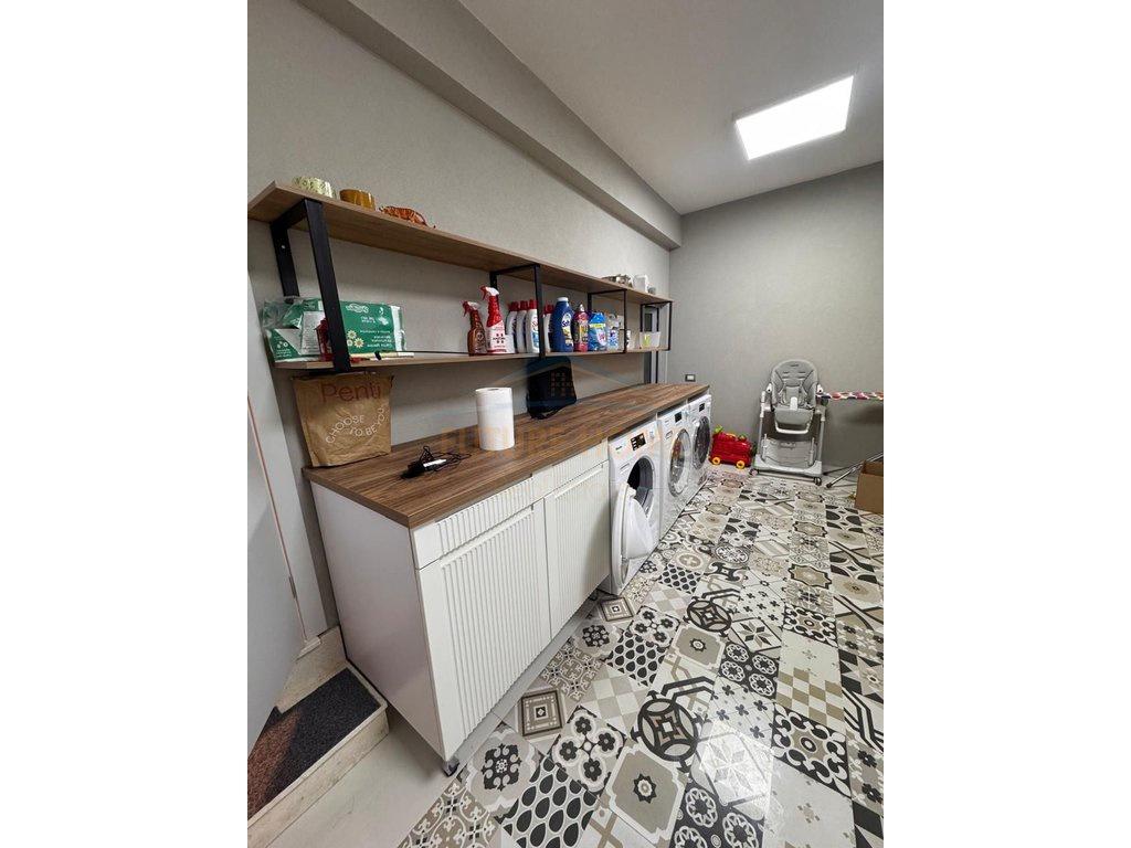 0697048065 Affitto, Villa a 2 piani, Gjykata, Durres