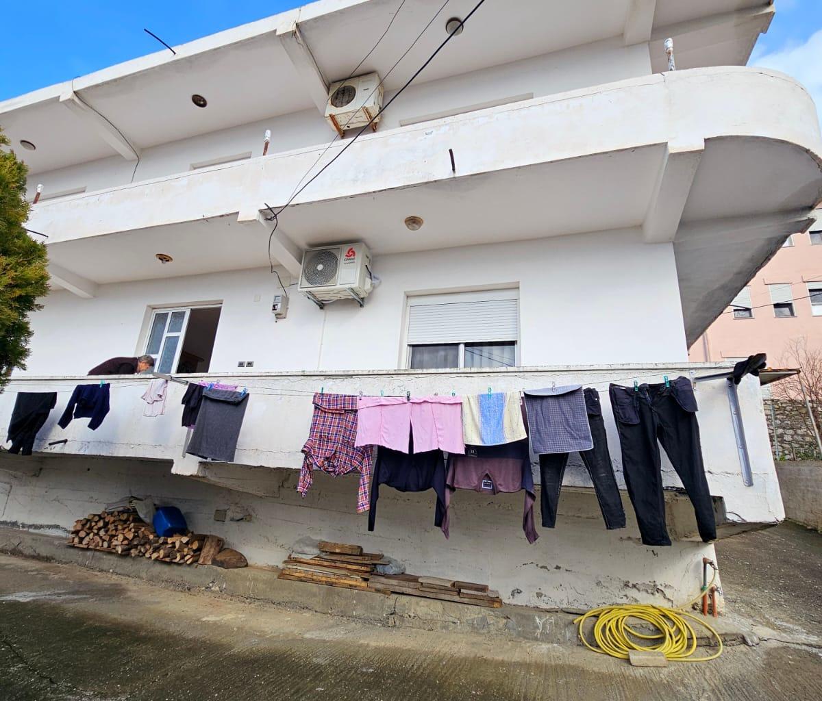 HOUSE FOR SALE, 2-STORY NEAR SKËNDERBEU CANTEEN, DURRËS