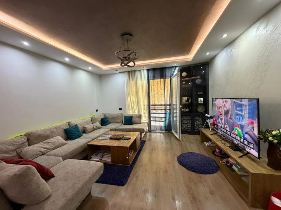 Tirane, vendesi appartamento 2+1 Piano 2, 100 m² 309.000 € (COMUNE DI PARISIT)