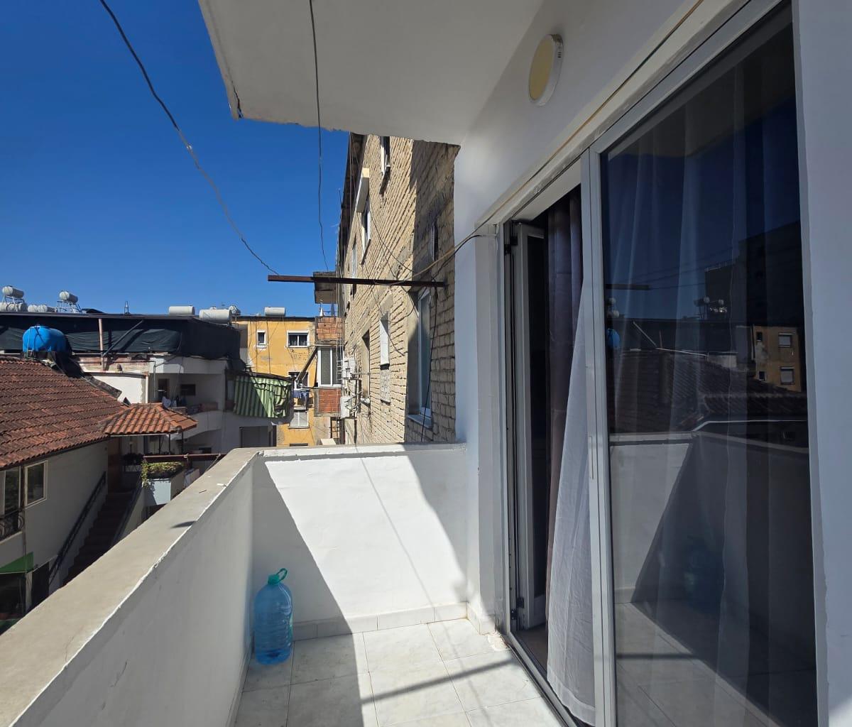 Garsoniere in affitto presso 21 Dhjetori