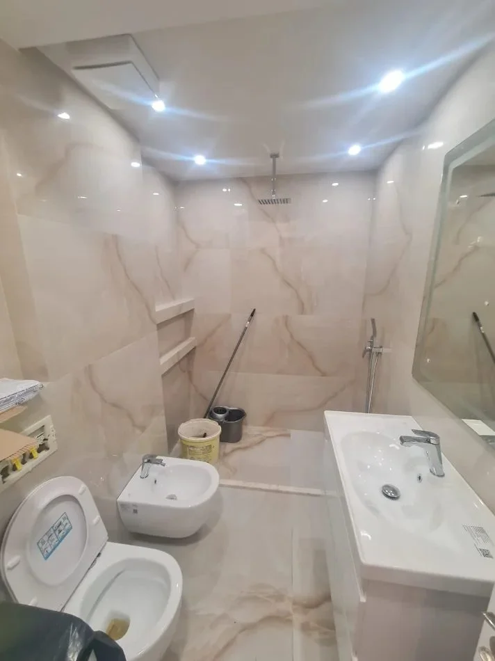 Tirane, vendesi appartamento 1+1 Piano 2, 62 m² 233.000 € (Rruga E Kavajes)