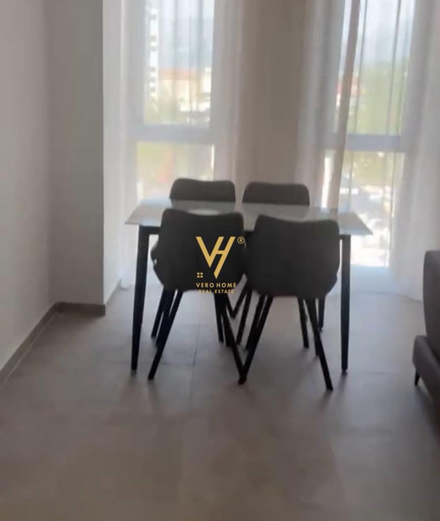 Affitto Appartamento 1+1+Palazzina con Balcone nel Quartiere Shqiponja 45000L