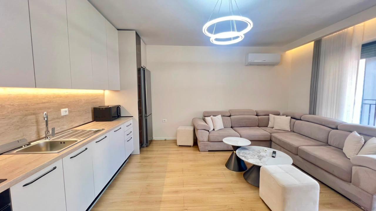 Me Qera: 1+1📍Bulevardi I Ri - 60,000 Leke/Mese