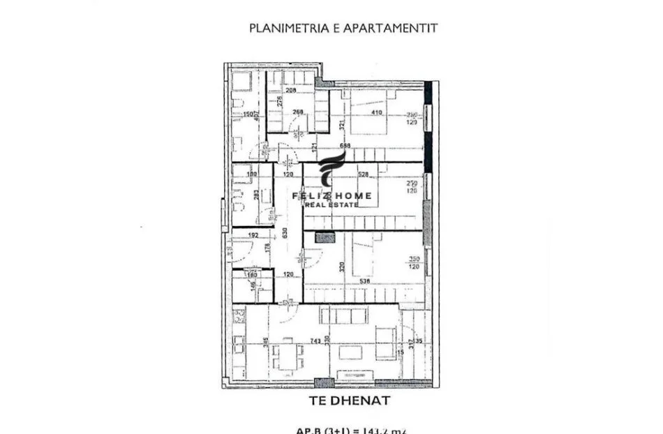 Tirane, vendesi 3+1 Piano 4, 143 m² 425.000 € (COMUNE DI PARISIT)