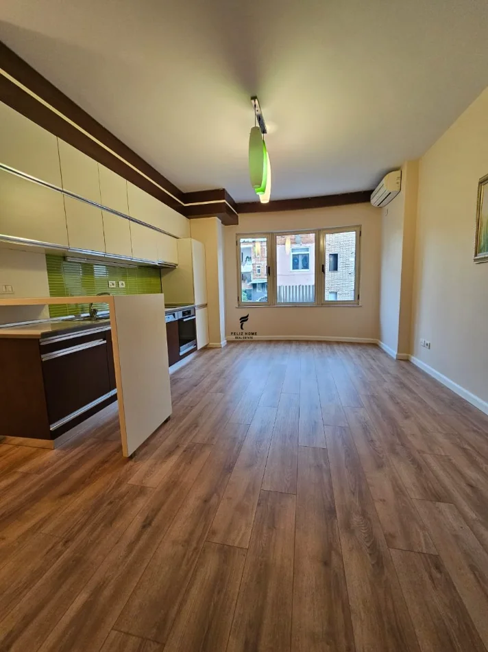 Tirane, vendesi appartamento 1+1 Piano 3, 66 m² 163.000 € (MINE PEZA)