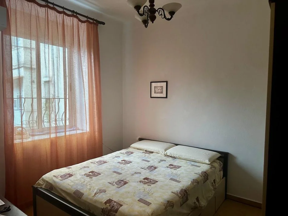 Tirane, Apartment for Sale 1+1+Balcony, 70 m², €185,000 (RRUGA E DURRESIT)