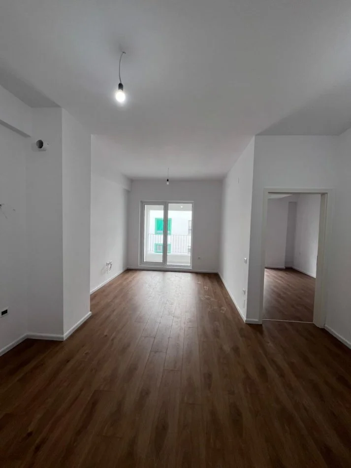 Tirane, vendesi appartamento 1+1 Piano 6, 61 m² 104.200 € (ALI DEMI)