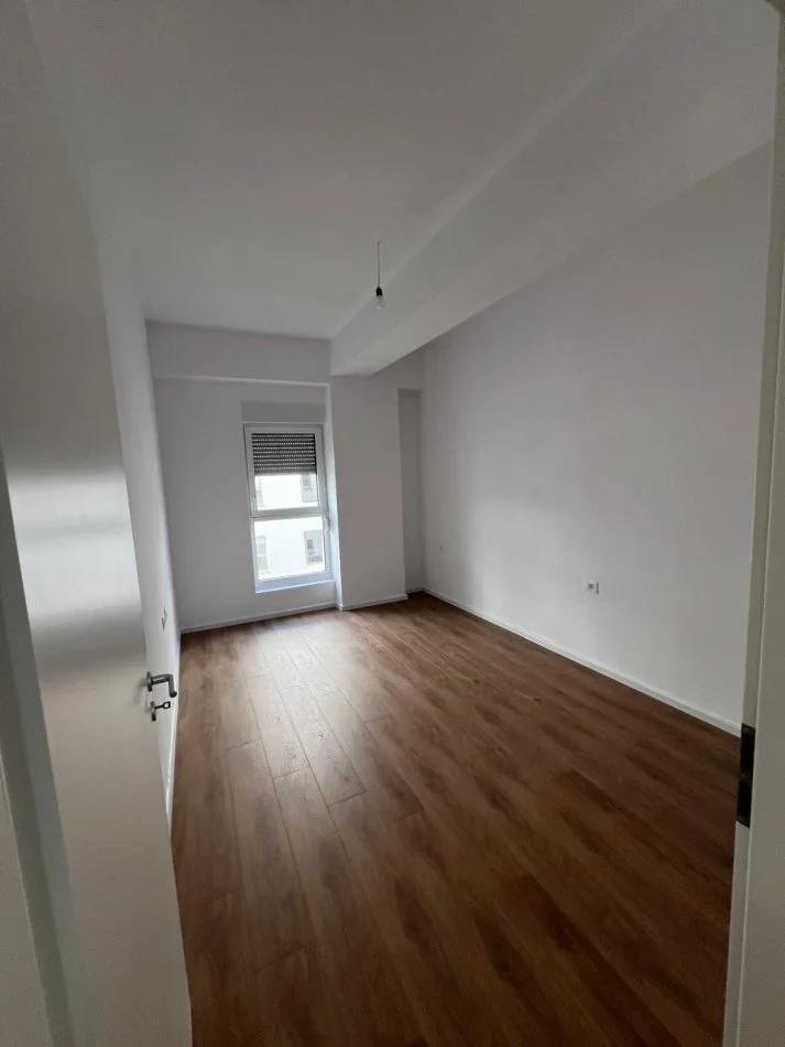 Tirane, vendesi appartamento 1+1 Piano 6, 61 m² 104.200 € (ALI DEMI)
