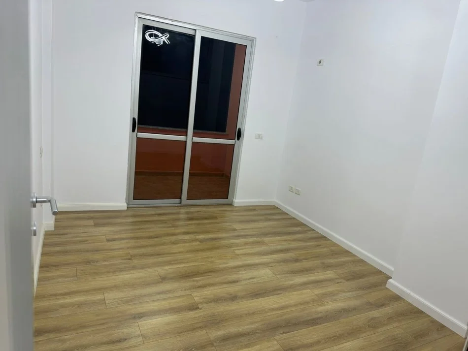 Tirana, apartment for sale 2+1+Balcony Second Floor, 77 m² €120,000 (ASTIR)