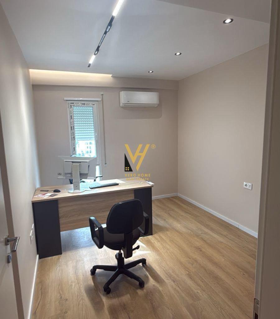Affitto appartamento di 85 m² vicino a Ish Sheshi Shqiponja