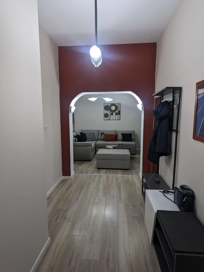 Tirana, affitto appartamento 2+1 Piano 3, 77 m² 650 € (STADIUMI DINAMO)