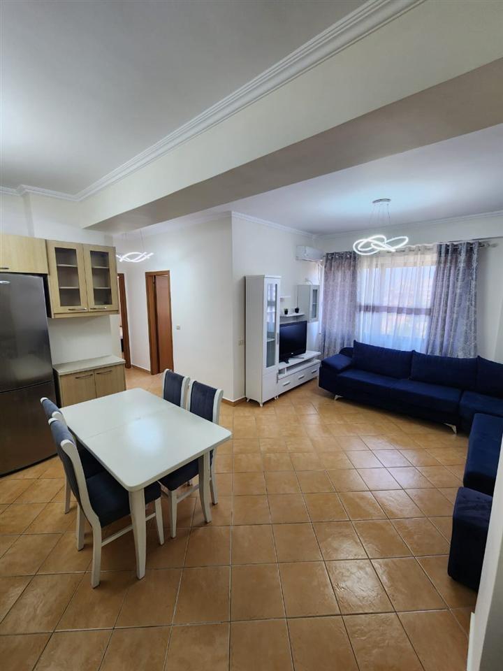 068206333 Shitet 2+1 in Spiaggia – Di fronte all'Hotel Antalia