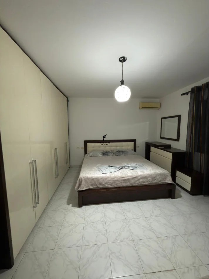 Tirane, affitto appartamento 1+1 Piano 1, 65 m² 500 € (ASTIR)