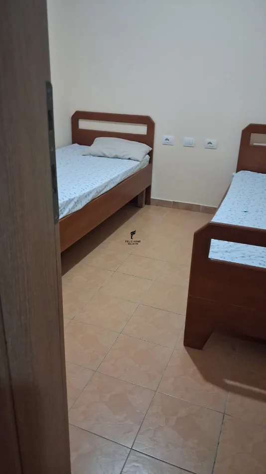 Tirana, affitto appartamento 2+1 Piano 1, 80 m² 450 € (Codra e Diellit)