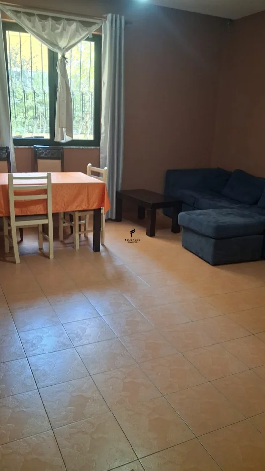 Tirana, affitto appartamento 2+1 Piano 1, 80 m² 450 € (Codra e Diellit)