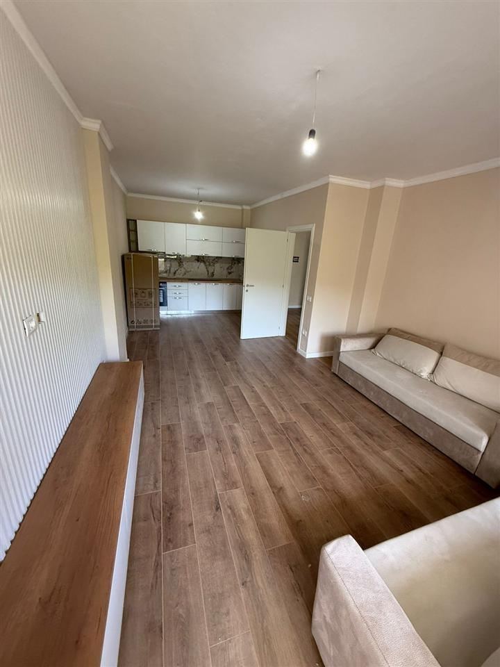 0682064333 - Appartamento 1+1 in vendita a Shkëmbi i Kavajës