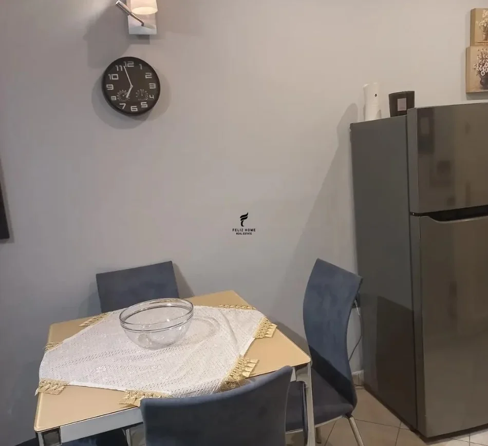 Tirane, affitto appartamento 1+1 Piano 3, 60 m² 600 € (BLLOK)
