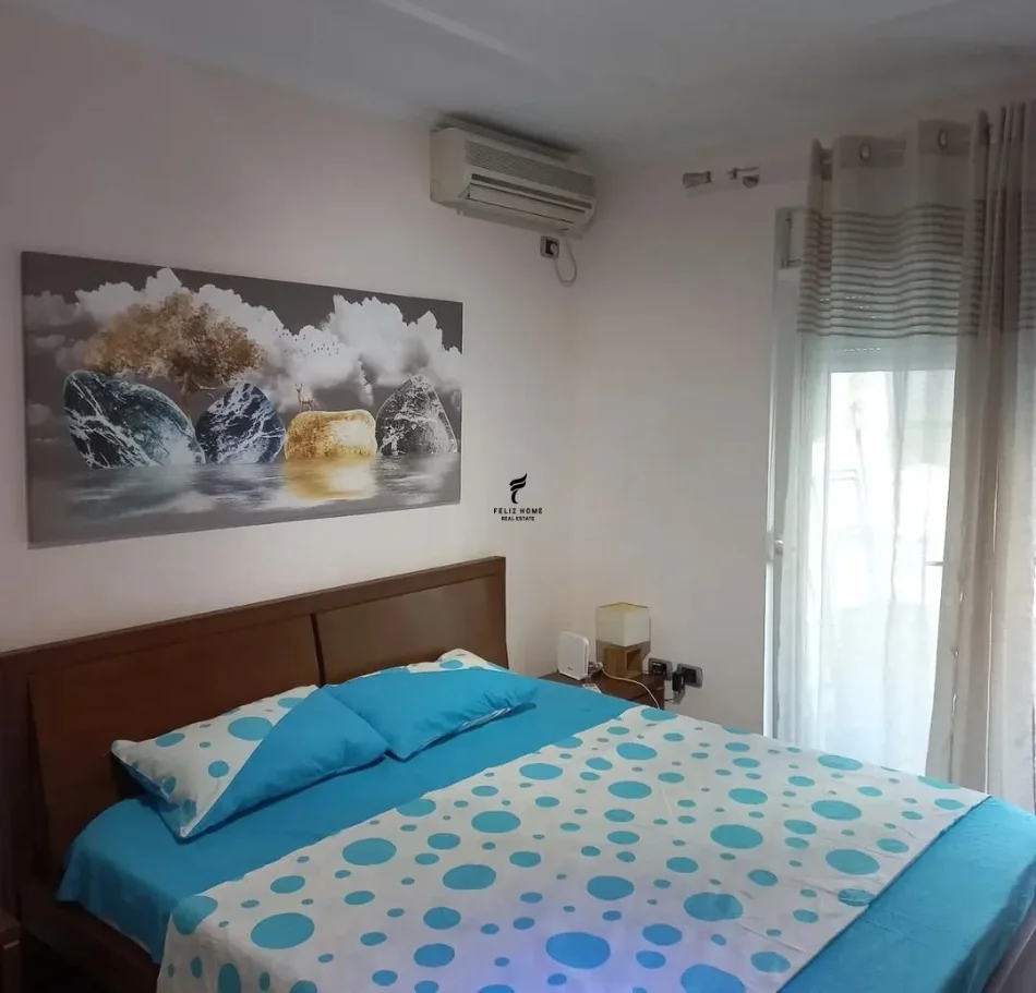 Tirane, affitto appartamento 1+1 Piano 3, 60 m² 600 € (BLLOK)
