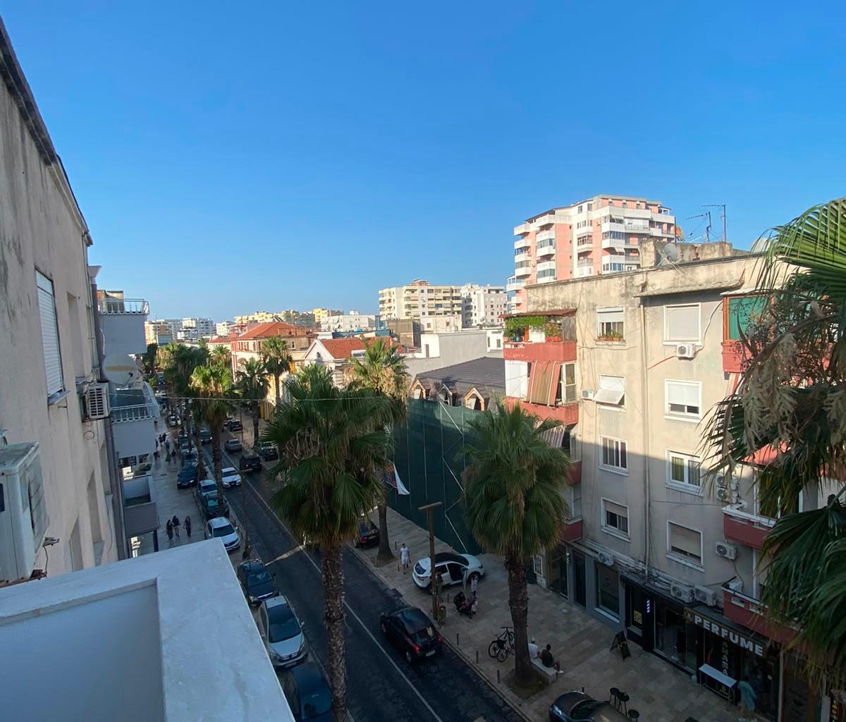 AFFITTO APPARTAMENTO 2+1+2 IN BULEVARD PRINCIPALE, DURRES