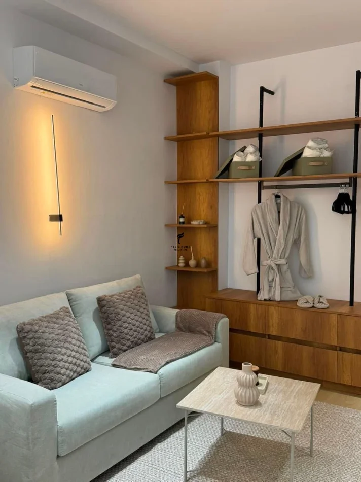 Tirane, affitto monolocale al piano 8, 41 m², 4.200 € (ALI DEMI)
