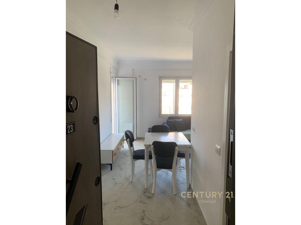 0698329326 APARTAMENT 1+1 DHE TERRACË PËR SHITJE TE SHKEMBI